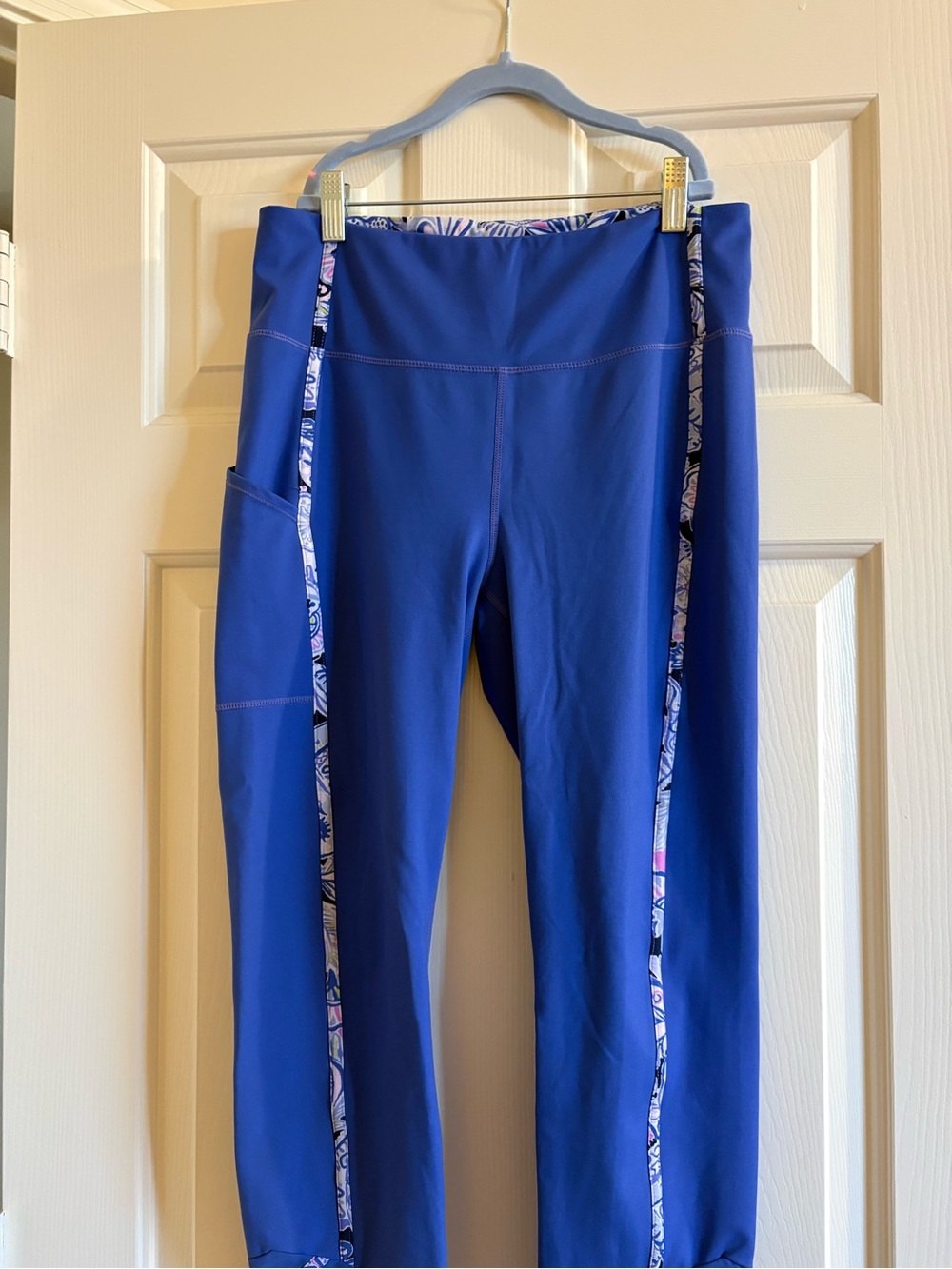 Lilly Pulitzer Luxletic Weekender High Rise Leggings color Iris Blue
